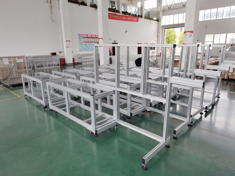 哪種連接方式最適合鋁型材框架？